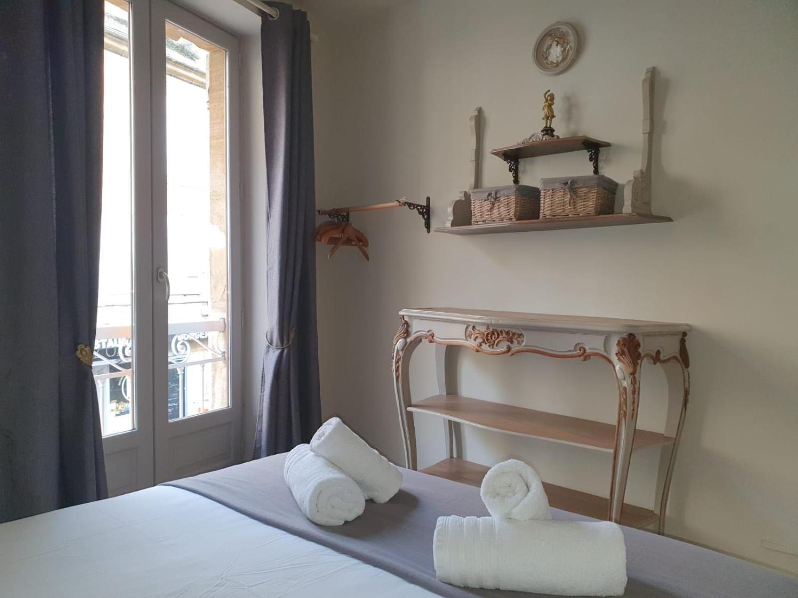 Appartement A L'Epoque à Sarlat Extérieur photo